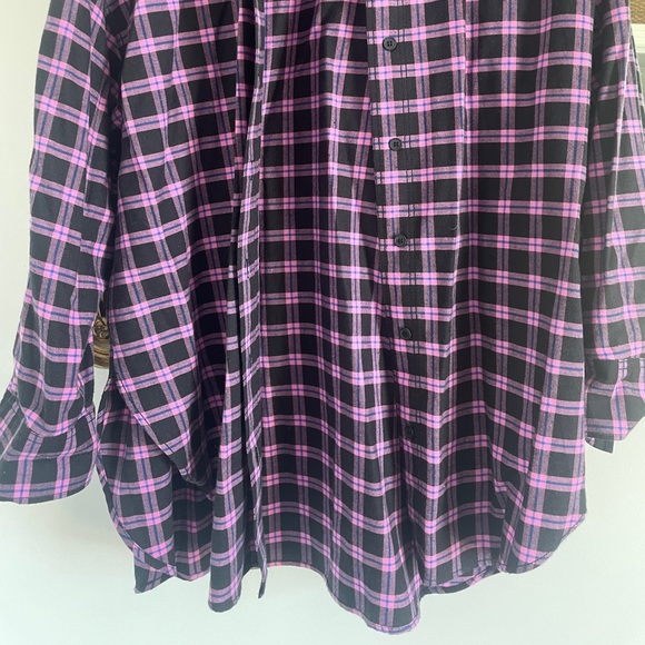 Zara Oversized Black/Pink Flannel - Picture 2 of 4